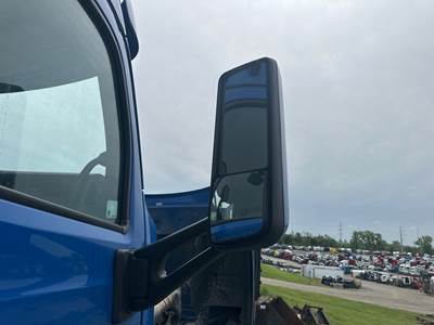 Peterbilt 579 Door Mirror