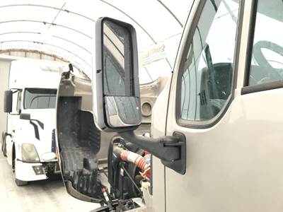 Peterbilt 587 Door Mirror