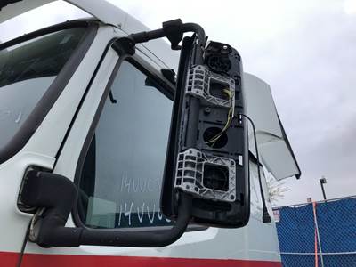 Volvo VNL Door Mirror