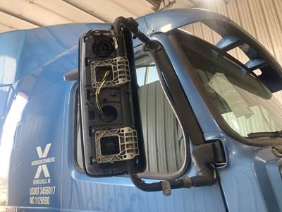 Volvo VNL Door Mirror