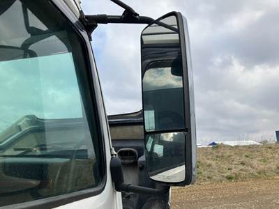 Volvo VNL Door Mirror