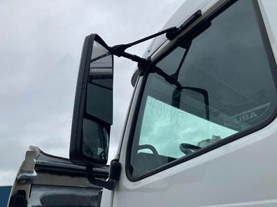 Volvo VNL Door Mirror