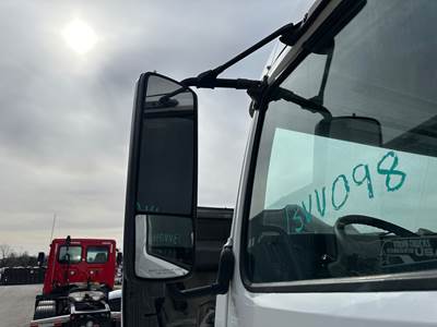Volvo VNL Door Mirror