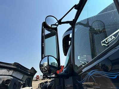 Volvo VNL Door Mirror