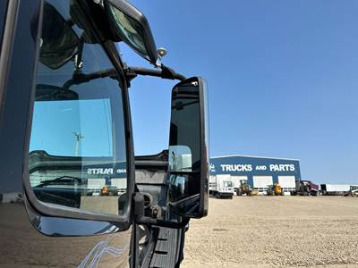 Volvo VNL Door Mirror