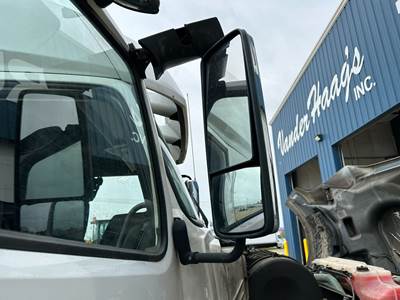 Volvo VNL Door Mirror