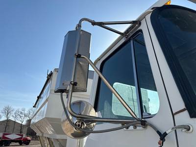 Volvo WG Door Mirror