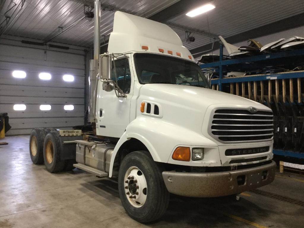 2002 Sterling LT9513 Door Window Regulator