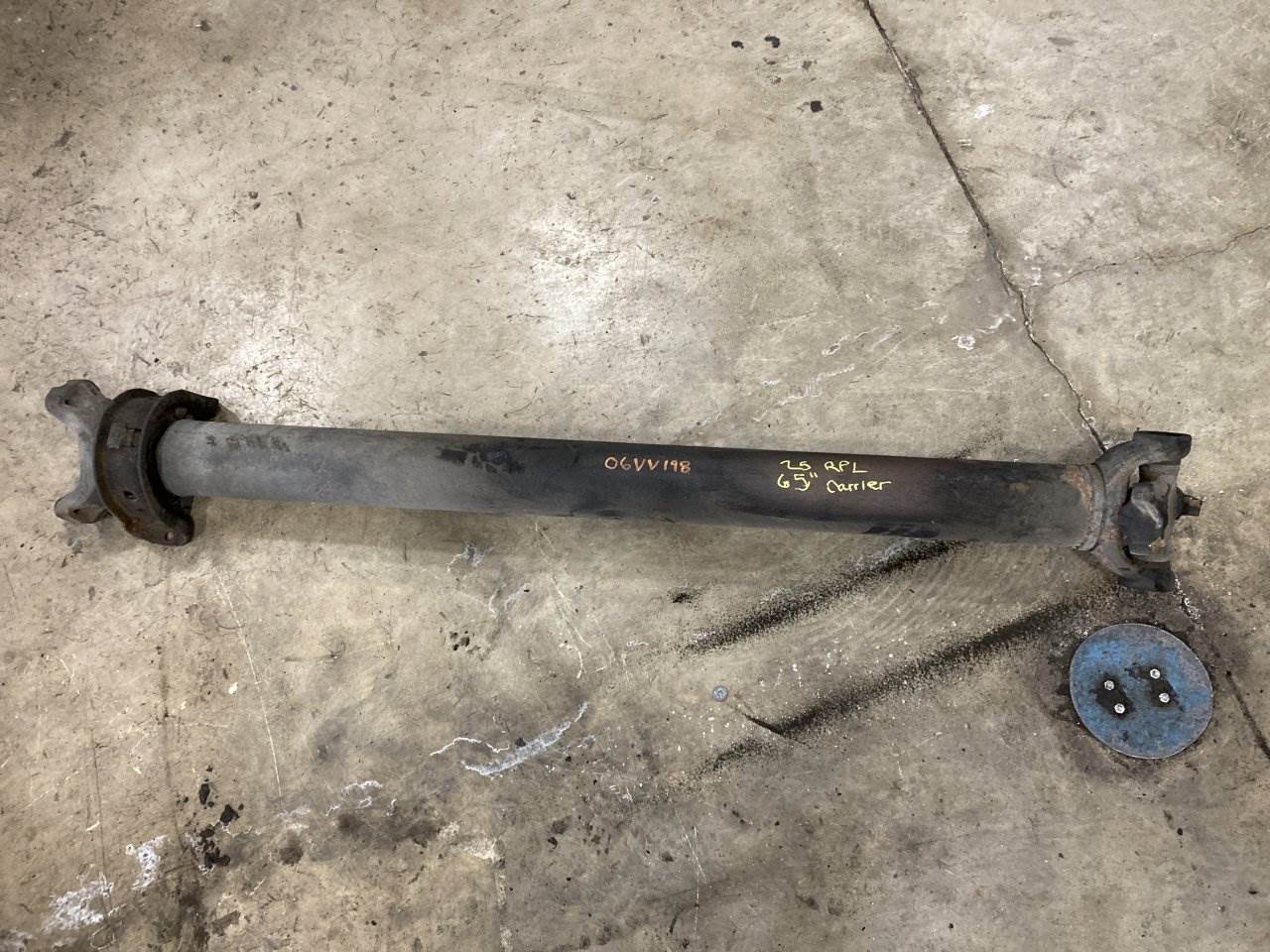 2006 Meritor RDSRPL25 Rear Drive Shaft for a Volvo VNL For Sale