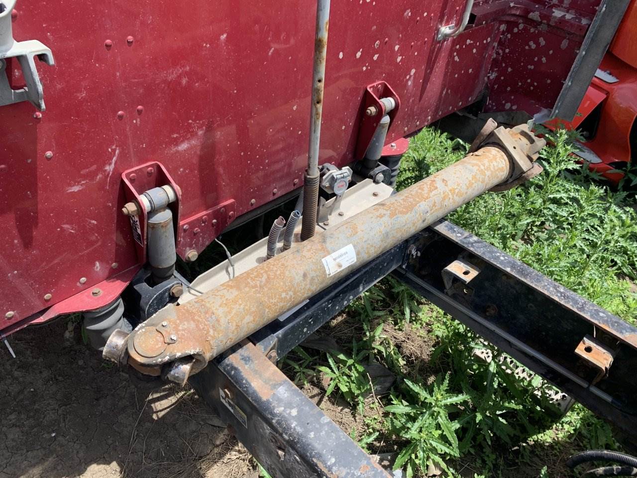 2006 Spicer RDSSPL170 Rear Drive Shaft for a Peterbilt 379 For Sale