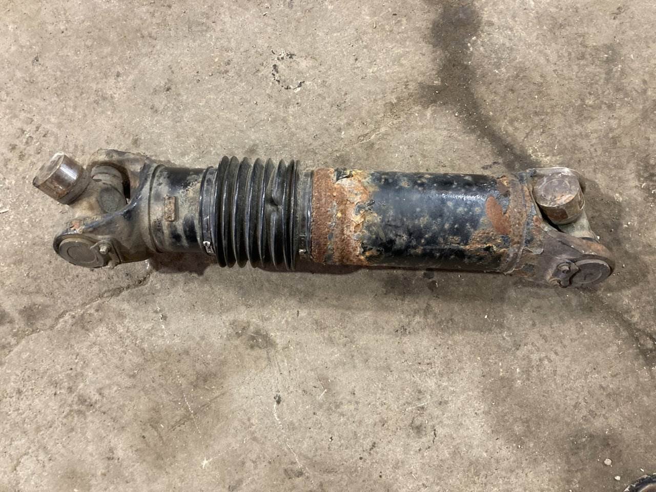 2015 ANY Rear Drive Shaft for a Kenworth T680 For Sale Spencer, IA