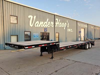 Demco DD40-5 Drop Deck Trailer