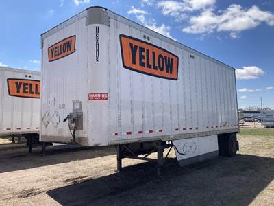 Wabash 28 ft Dry Van Trailer - Roll up Door, Spring, Single Axle, Fixed Axle