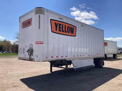 Wabash 28 ft Dry Van Trailer - Roll up Door, Spring, Single Axle, Fixed Axle