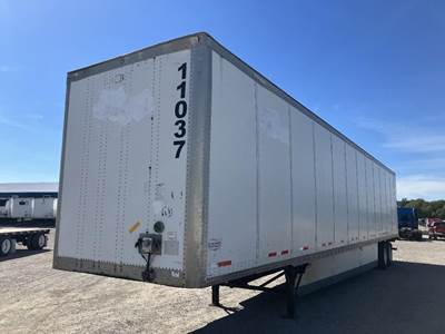 Wabash 53 ft Dry Van Trailer - Swing Door, Air Ride, Sliding Axle