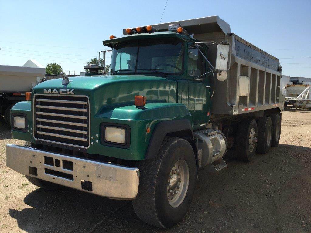 1994 Mack RD600 Tri Axle Dump Truck, E7, 350HP, Manual