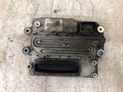 Detroit DD15 Engine Control Module (ECM) for a Freightliner Cascadia