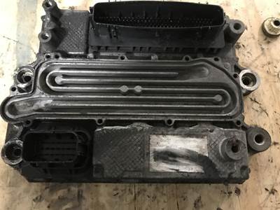 Detroit DD15 Engine Control Module (ECM) for a Freightliner Cascadia