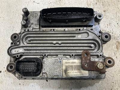 Detroit DD15 Engine Control Module (ECM) for a Freightliner Cascadia