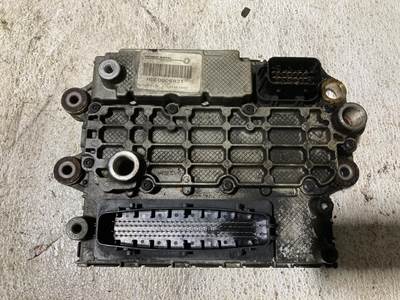 Detroit DD15 Engine Control Module (ECM) for a Freightliner C120 Century