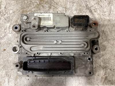 Detroit DD15 Engine Control Module (ECM) for a Freightliner Cascadia