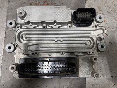 Detroit DD15 Engine Control Module (ECM) for a Freightliner Cascadia