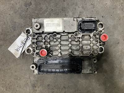 Detroit DD15 Engine Control Module (ECM) for a Freightliner Columbia 120