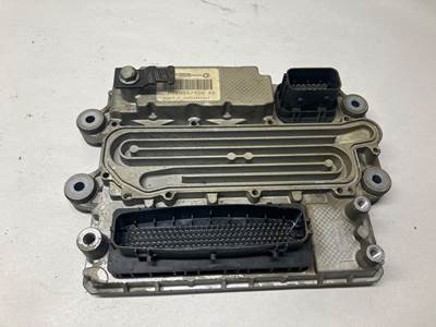 Detroit DD15 Engine Control Module (ECM) for a Freightliner Cascadia