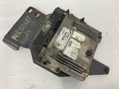 Fiat Iveco F5HFL413A Engine Control Module (ECM) for a New Holland L225