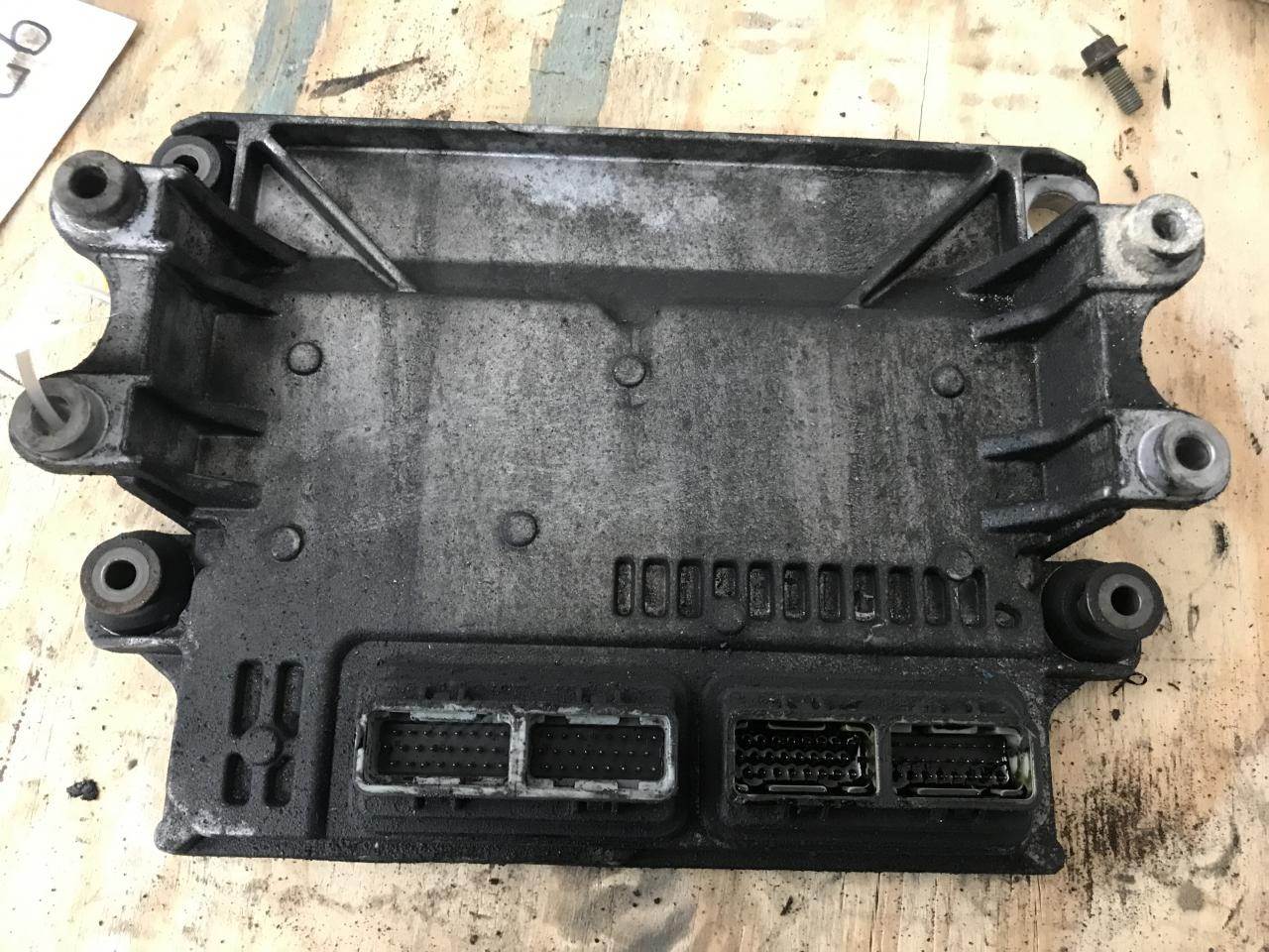 2006 International DT466E Engine Control Module (ECM) for a ...