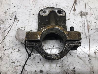 Caterpillar 1150 Engine Mount for a Ford L8000