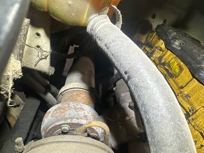 Caterpillar C7 Engine Mount for a Freightliner M2 106