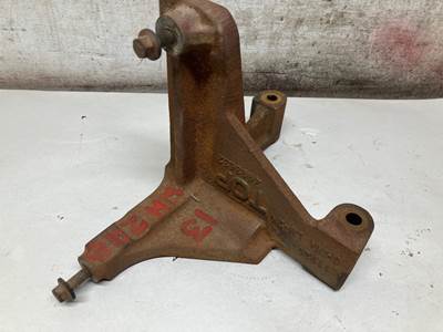 Cummins ISB 6.7L Engine Mount for a Freightliner M2 106
