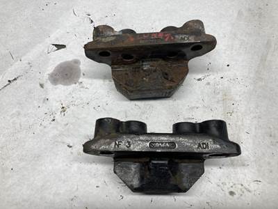 Cummins ISX15 Engine Mount for a Kenworth T880