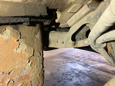 Cummins ISX15 Engine Mount for a International Prostar