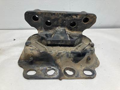 Cummins ISX15 Engine Mount for a Kenworth T680