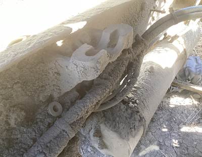 Cummins N14 CELECT Engine Mount for a Volvo WG