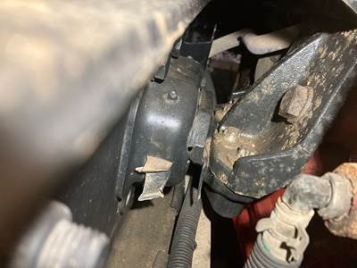 Cummins X15 Engine Mount for a Peterbilt 579