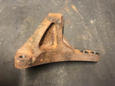 Detroit DD13 Engine Mount for a Freightliner Cascadia