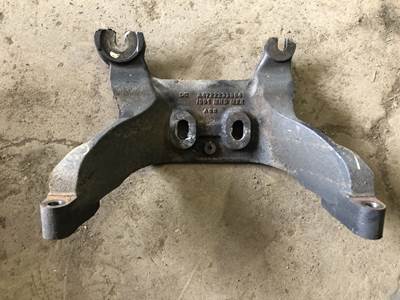Detroit DD13 Engine Mount for a Freightliner Cascadia