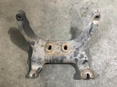 Detroit DD13 Engine Mount for a Freightliner Cascadia