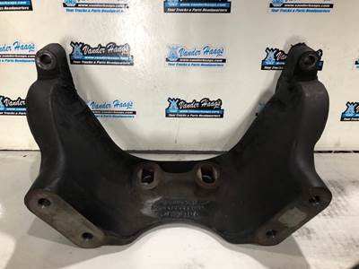 Detroit DD15 Engine Mount