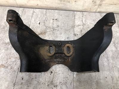 Detroit DD15 Engine Mount for a Freightliner Cascadia