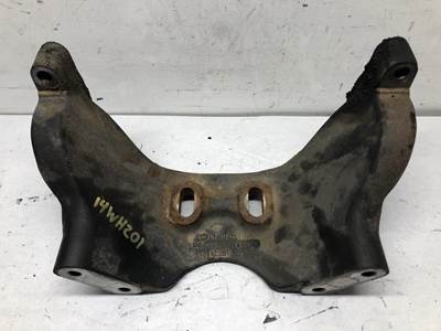 Detroit DD15 Engine Mount for a Freightliner Cascadia