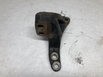Detroit DD15 Engine Mount for a Freightliner Cascadia