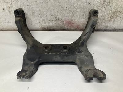 Detroit DD15 Engine Mount for a Freightliner Cascadia