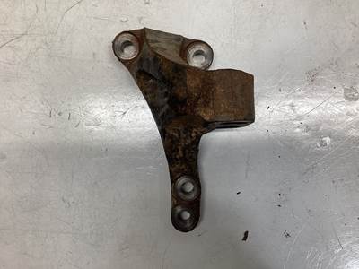 Detroit DD15 Engine Mount for a Freightliner Cascadia