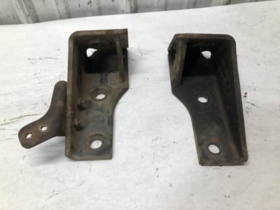 Ford 429 Engine Mount for a Ford F700