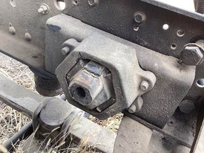 GMC 7.8L DURAMAX Engine Mount for a GMC C7500