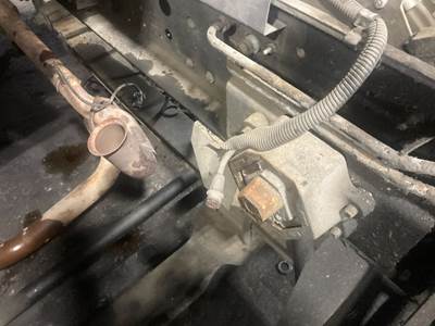 GMC 8.1L Engine Mount for a GMC C7500